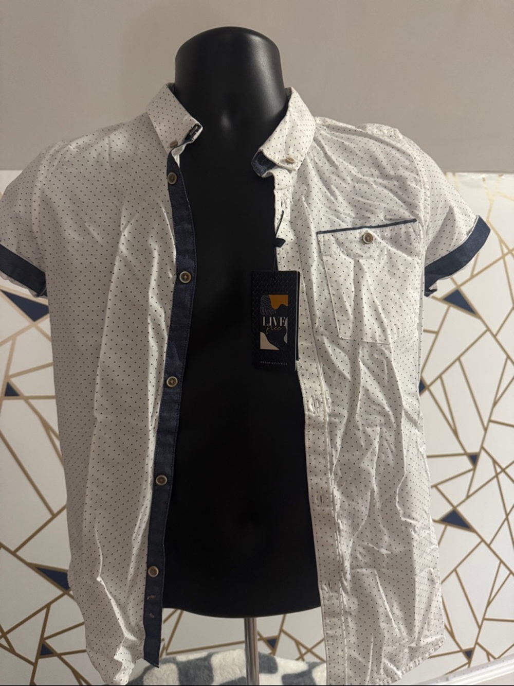 Mens -Print Shirt with Navy Trim